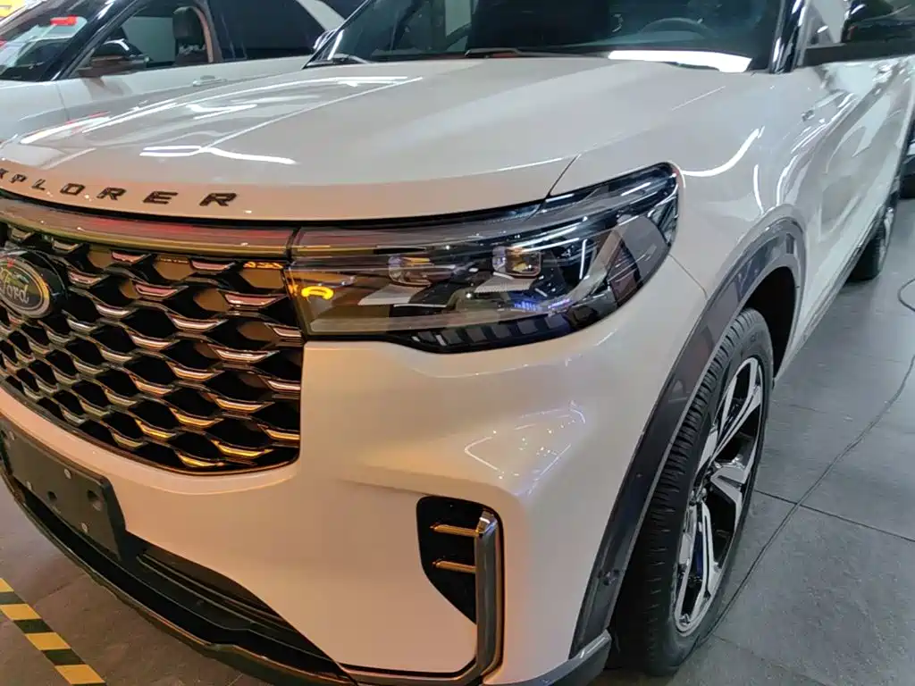 Ford Explorer — миниатюра 24