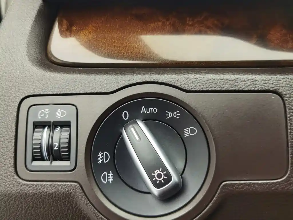 Volkswagen Magotan (Import) — миниатюра 21