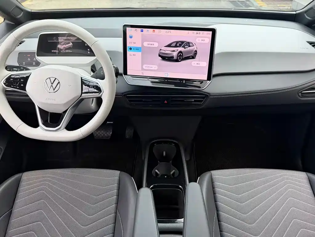 Volkswagen ID.3 — миниатюра 6