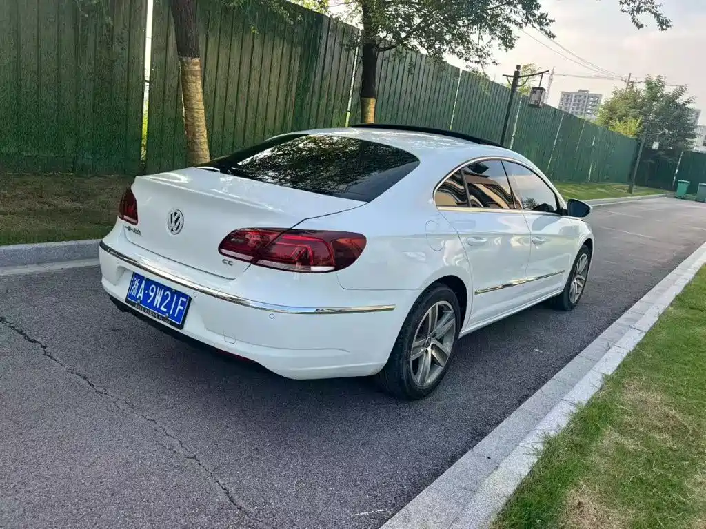 Volkswagen CC — миниатюра 9