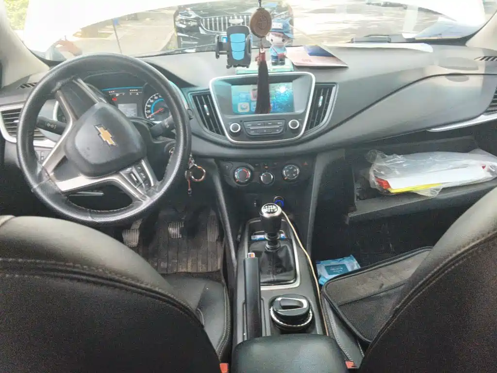 Chevrolet Cavalier — миниатюра 10