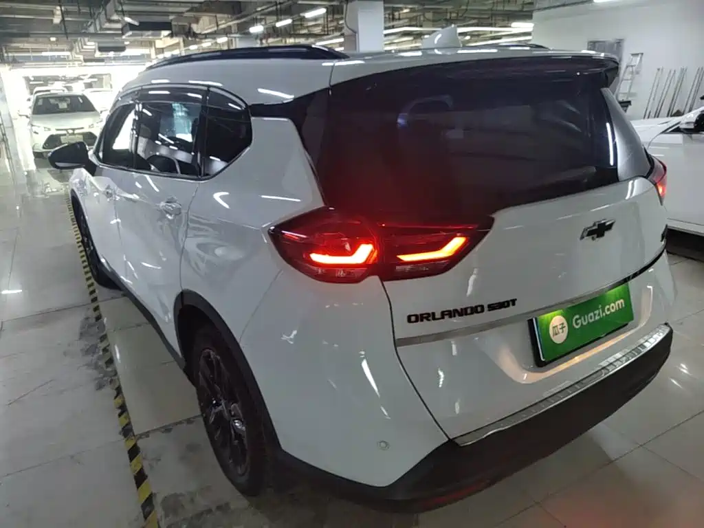 Chevrolet Volando — миниатюра 5