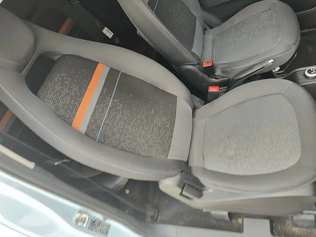 Wuling MINIEV — миниатюра 25