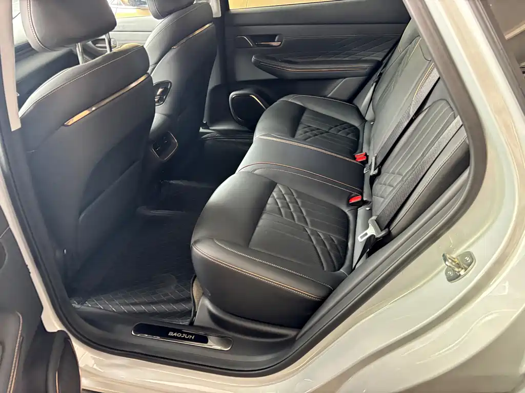 Baojun Xiangjing — миниатюра 7