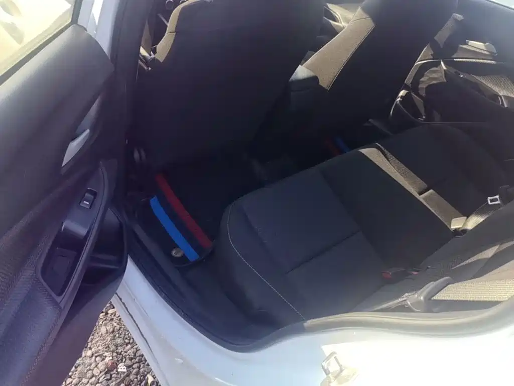 Chevrolet Cavalier — миниатюра 17