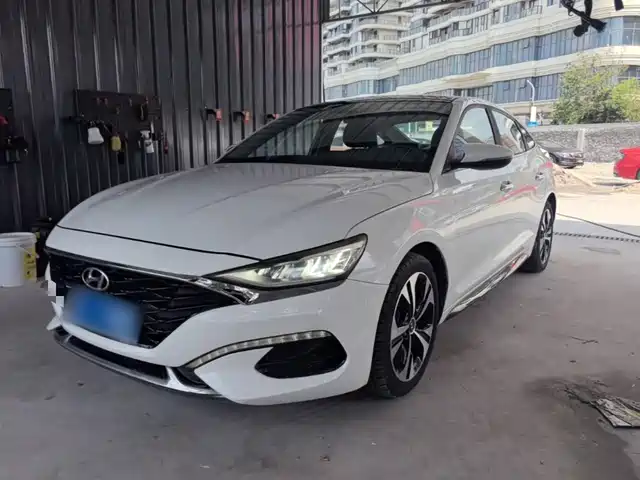 Hyundai Fista
