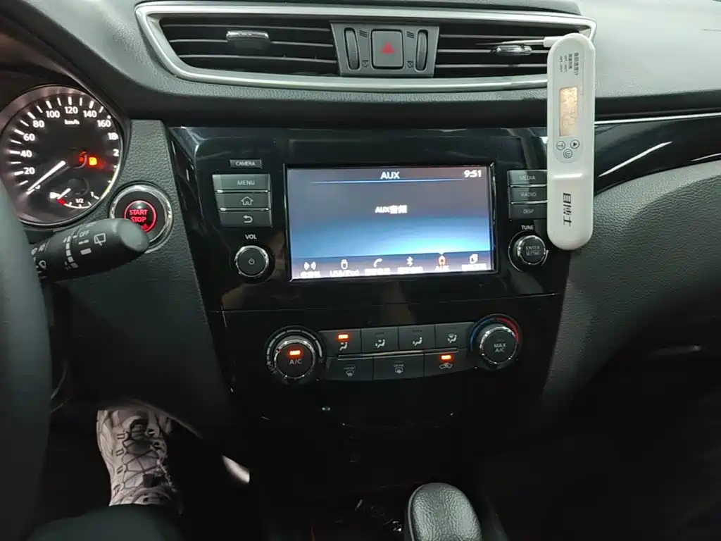 Nissan Qashqai — миниатюра 13