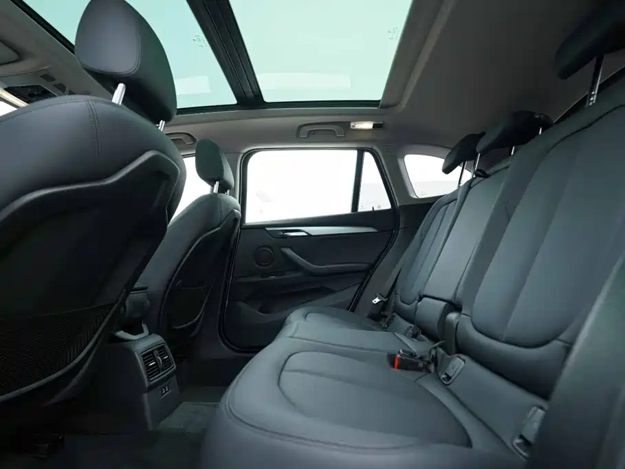 BMW X1 — миниатюра 19