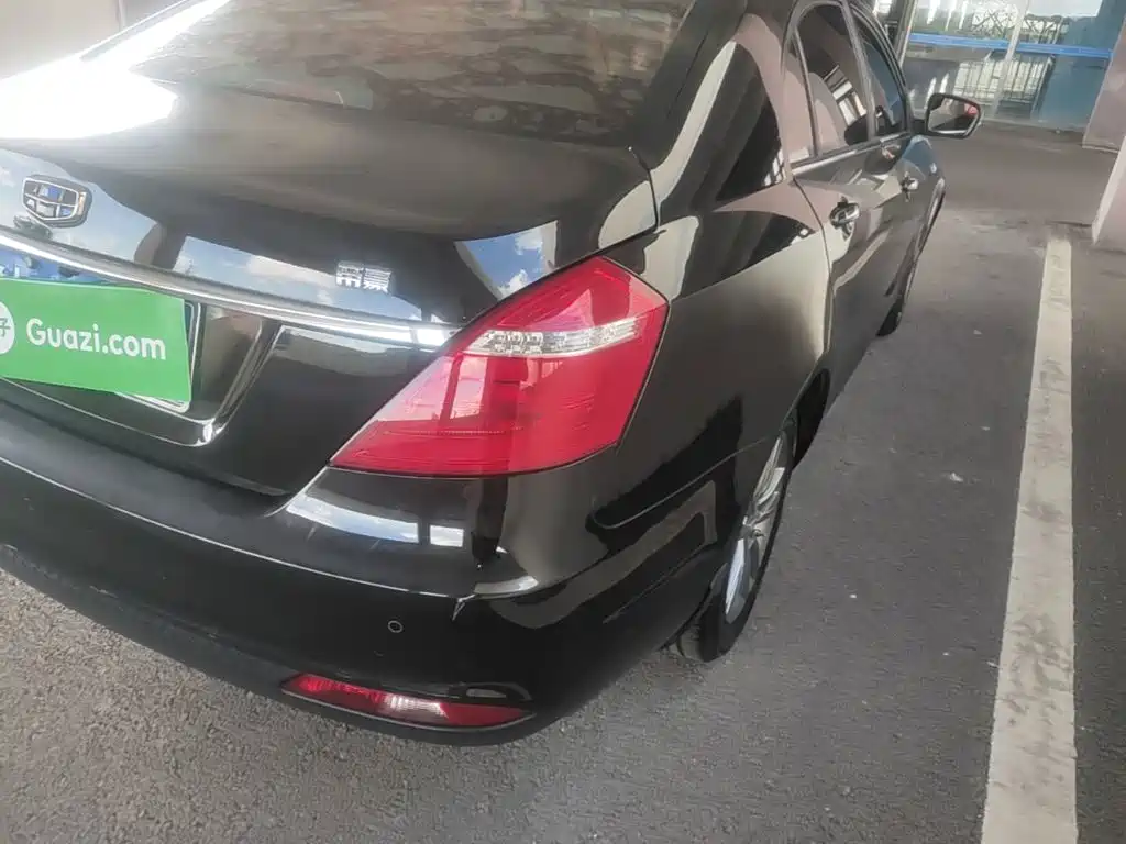 Geely Emgrand — миниатюра 8