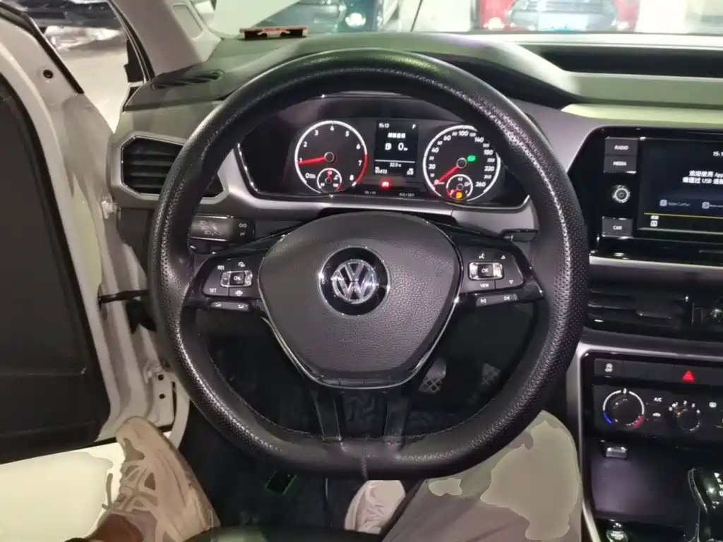 Volkswagen T-Cross — миниатюра 11