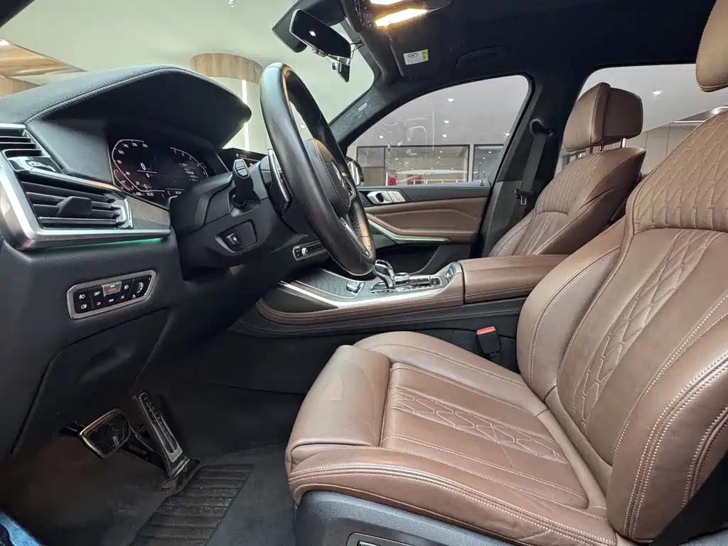 BMW X7 — миниатюра 14