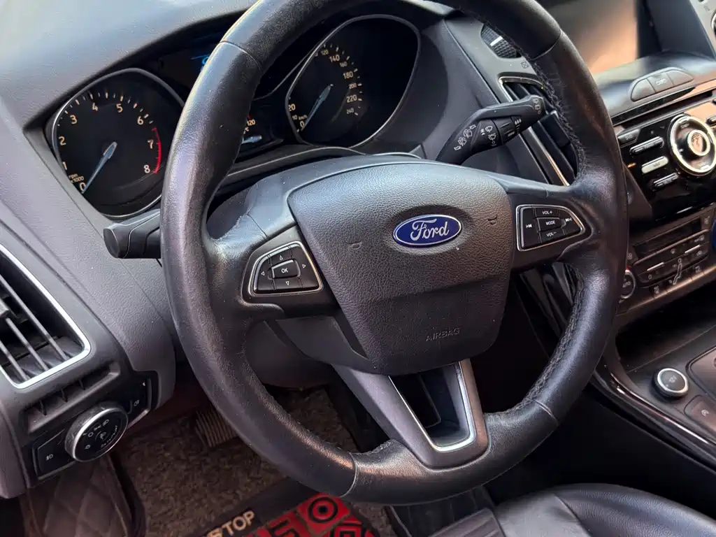 Ford Focus — миниатюра 15