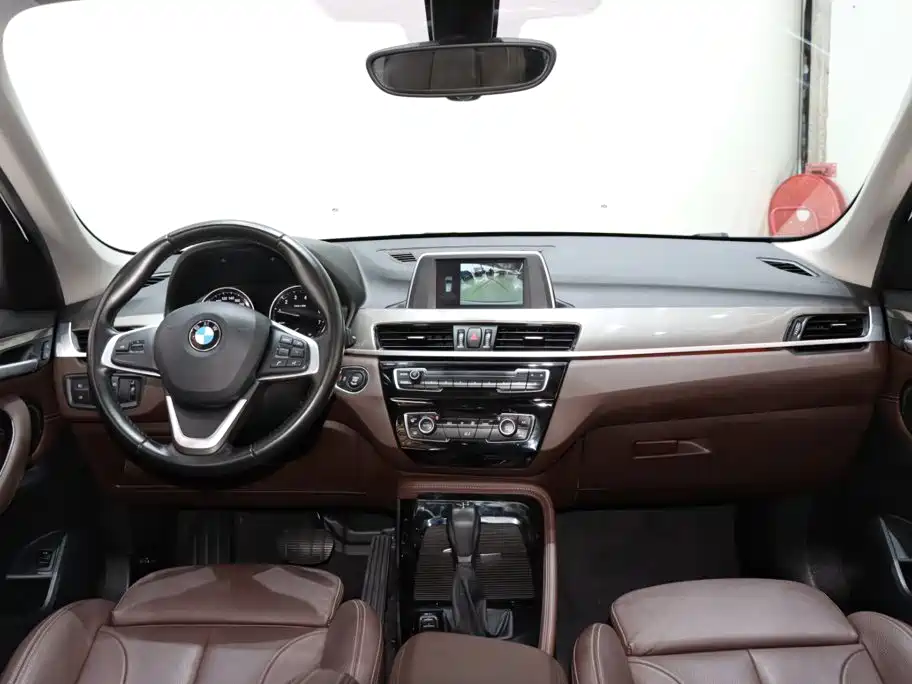 BMW X1 — миниатюра 12