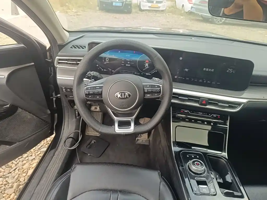 Kia K5 — миниатюра 11