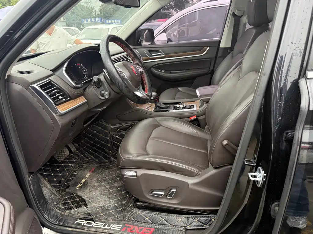 Roewe RX8 — миниатюра 5