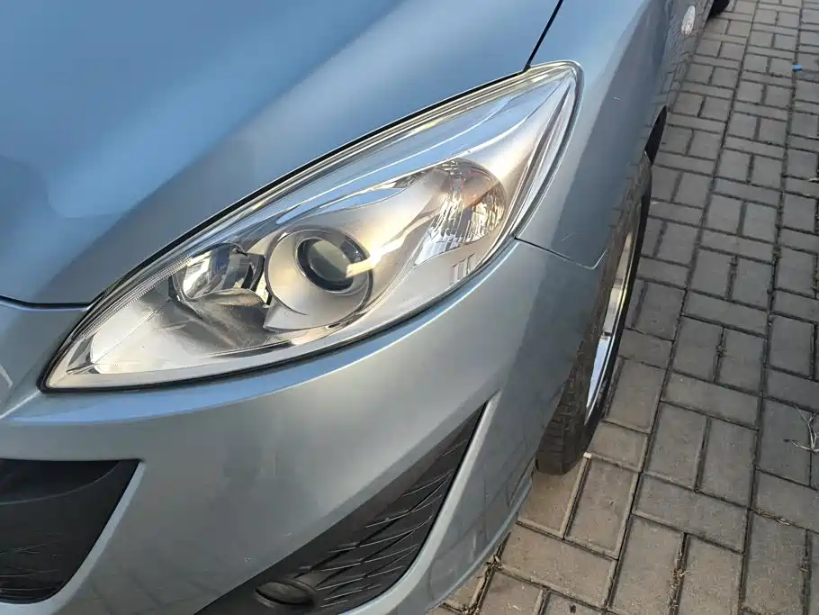 Mazda 5 — миниатюра 5
