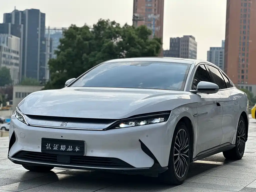 BYD Han — миниатюра 2