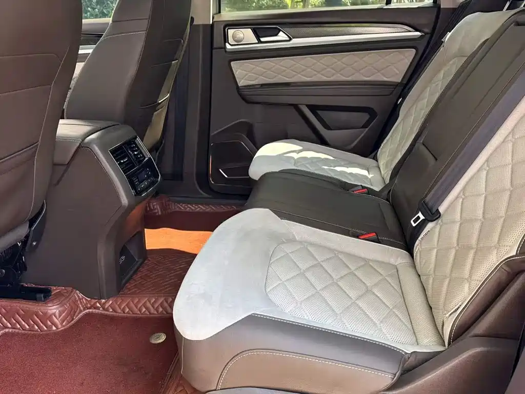 Volkswagen Teramont — миниатюра 5