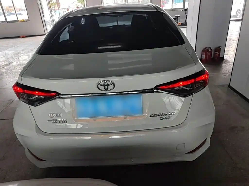 Toyota Corolla — миниатюра 4