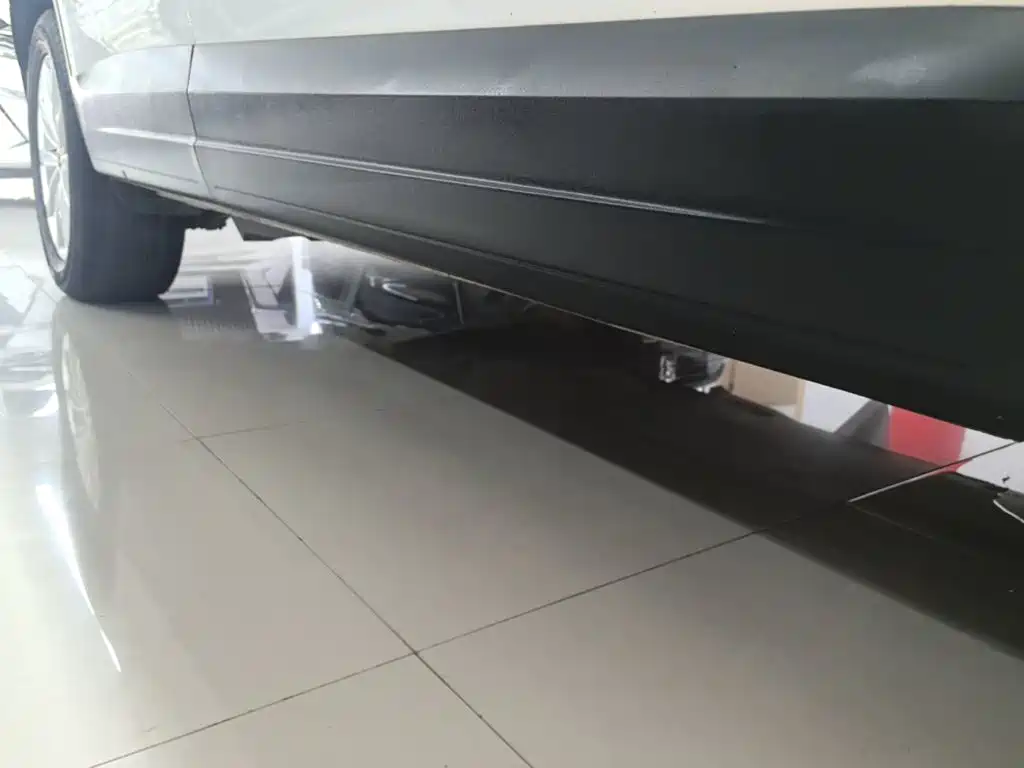 Volkswagen Tiguan — миниатюра 21