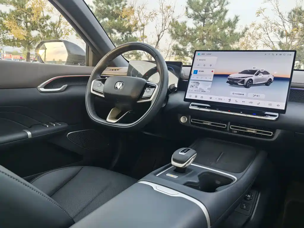 Changan Eado — миниатюра 6