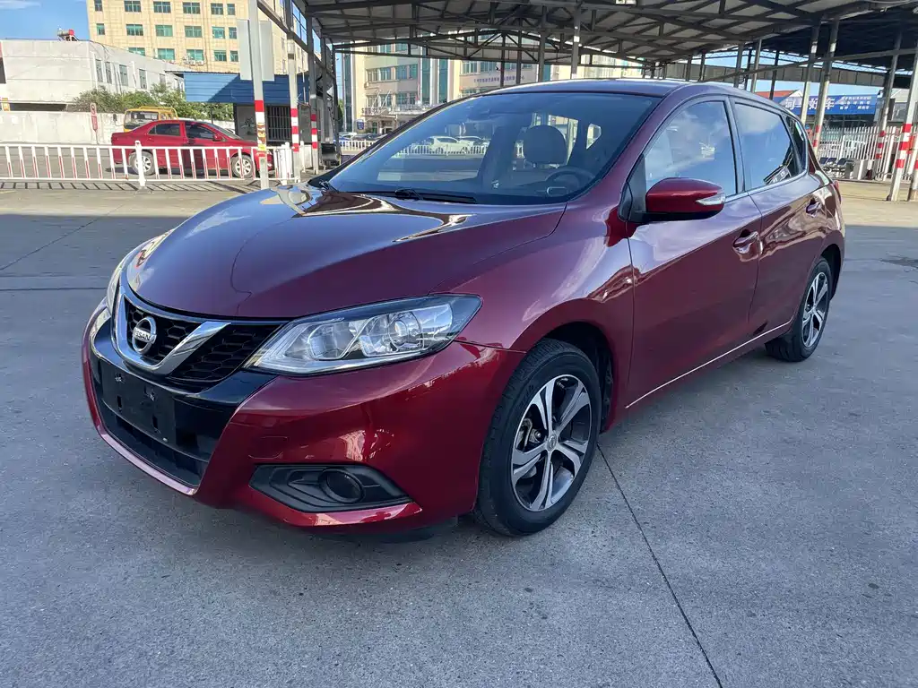 Nissan Tiida — миниатюра 20