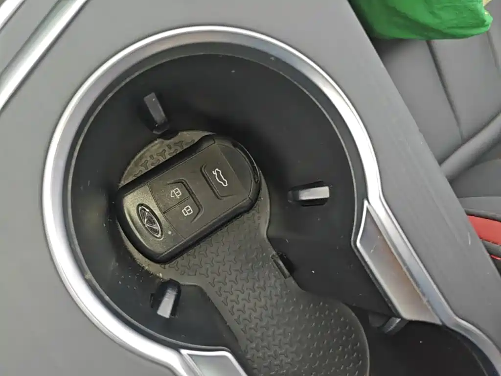 Chery Arrizo 5 PLUS — миниатюра 9