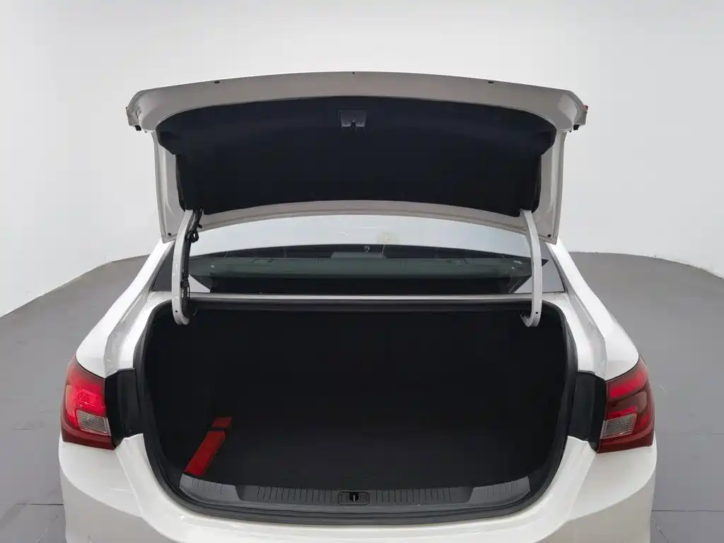 Buick Excelle — миниатюра 16
