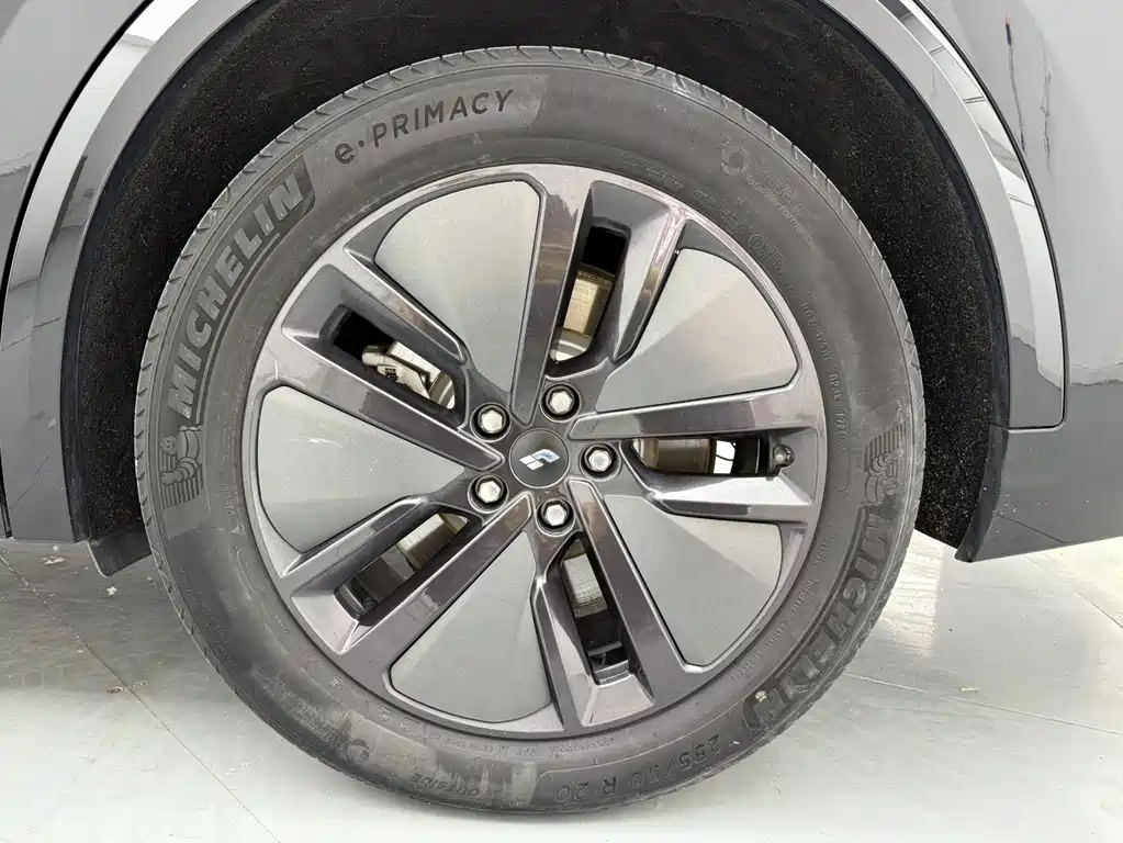 Li Auto L8 2024 Pro
