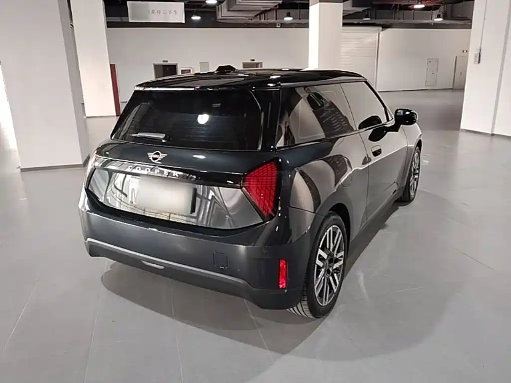 MINI MINI COOPER EV — миниатюра 7