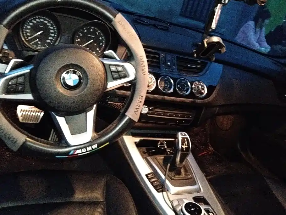 BMW Z4 — миниатюра 12