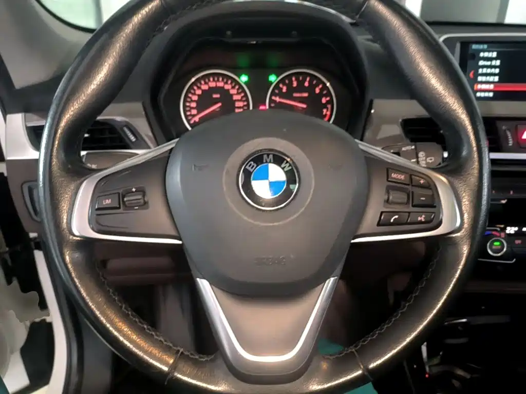 BMW X1 — миниатюра 11