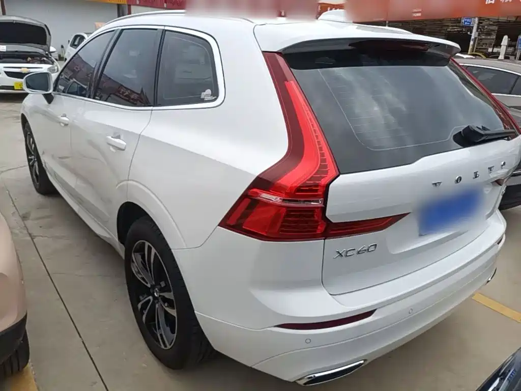 Volvo XC60 — миниатюра 5