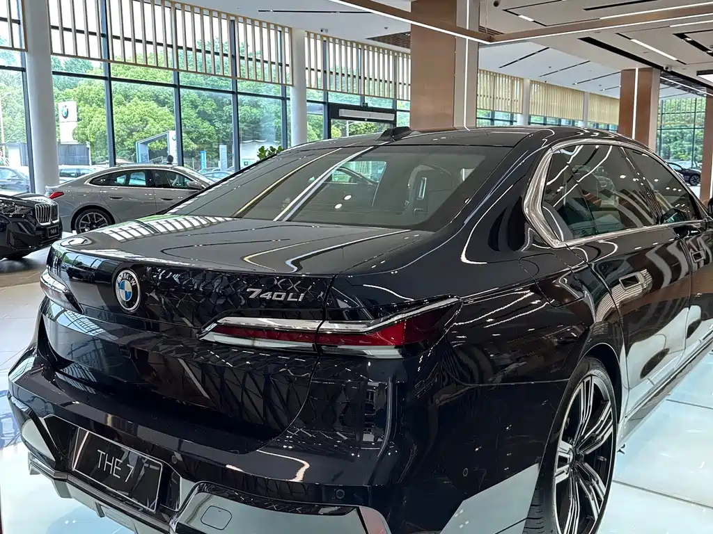 BMW 7 Series 7 2026 740Li Lead M Sport
