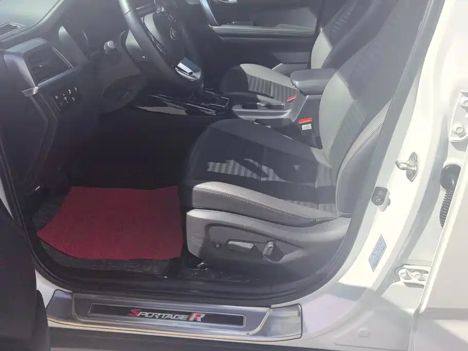 Kia Sportage — миниатюра 9