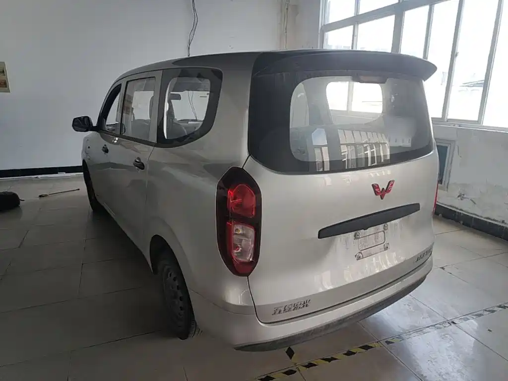 Wuling Hongguang EV — миниатюра 5