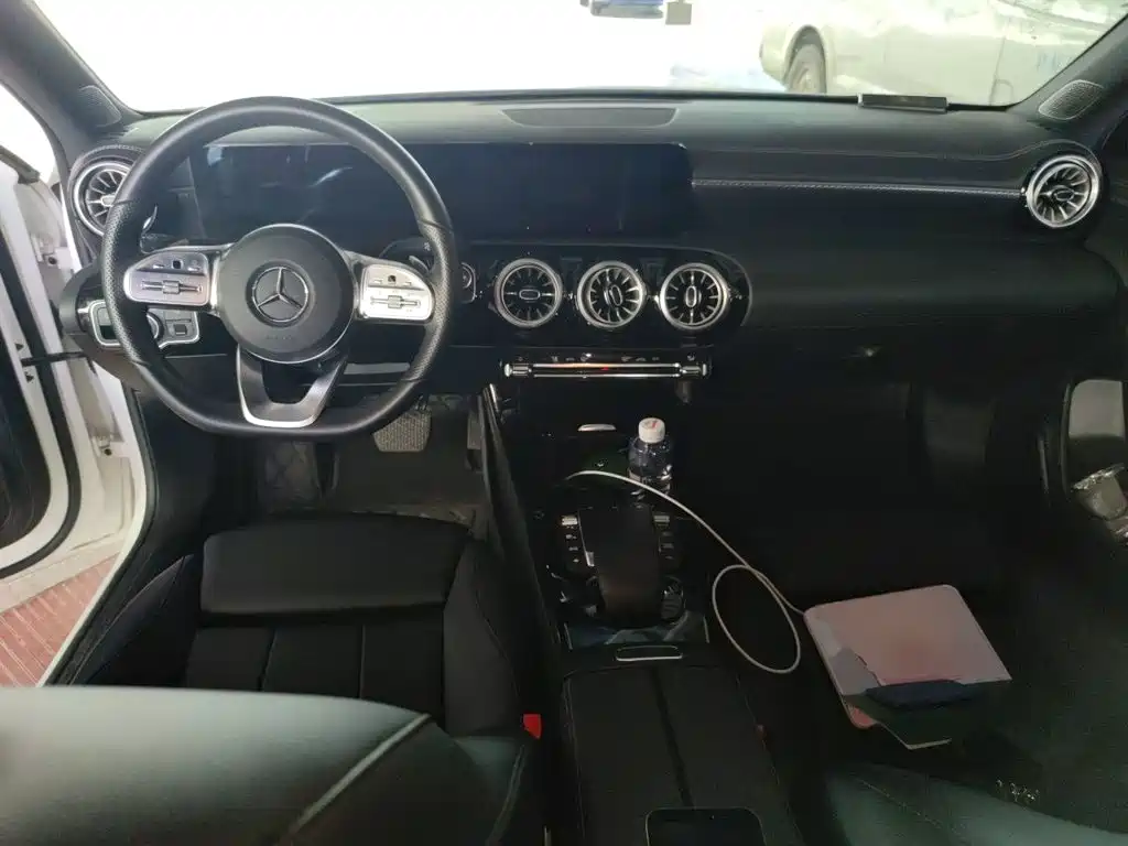 Mercedes-Benz A-Class — миниатюра 10