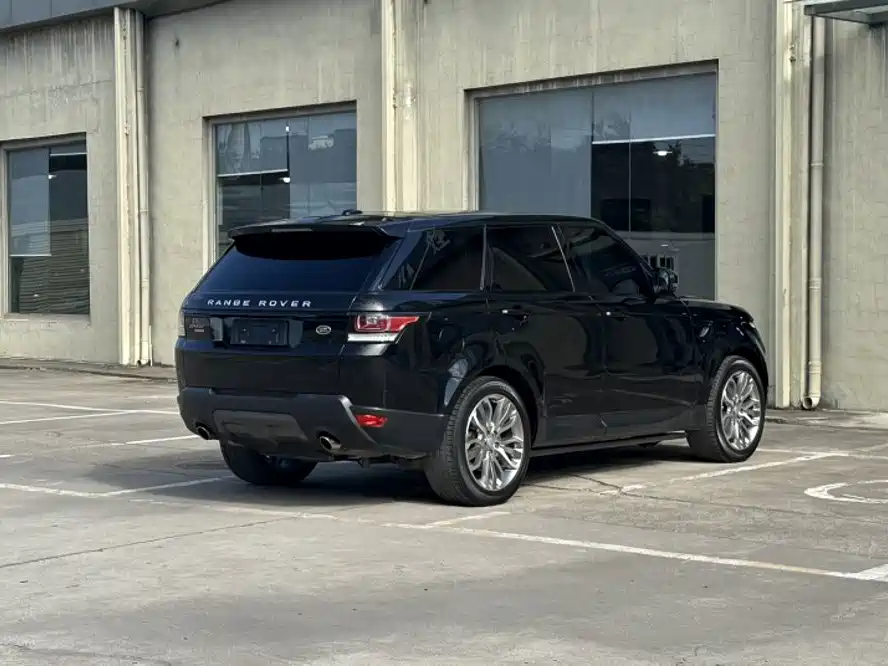 Land Rover Sport — миниатюра 12