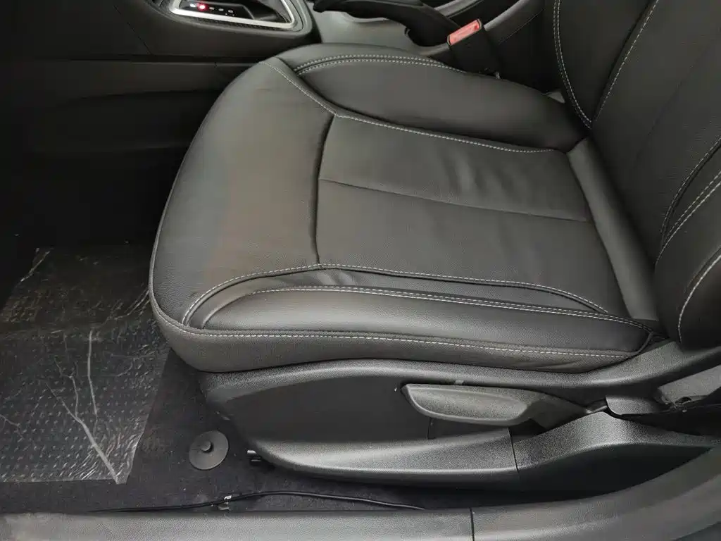 Buick Excelle — миниатюра 20
