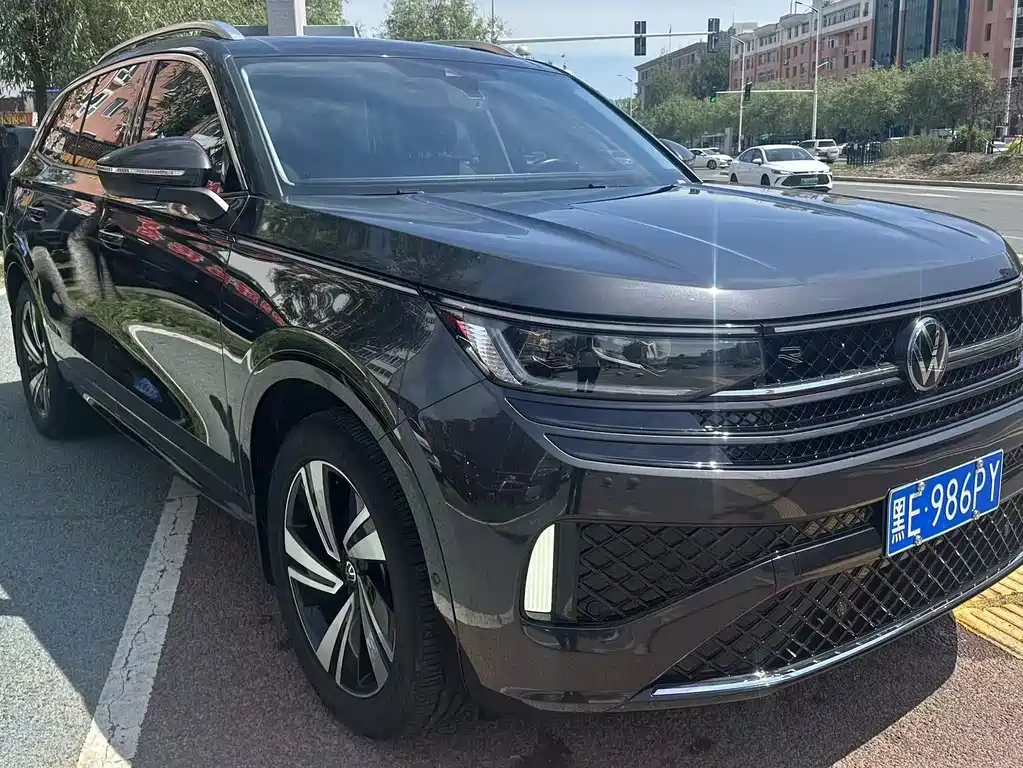Volkswagen Tavendor 2024 380TSI R-Line