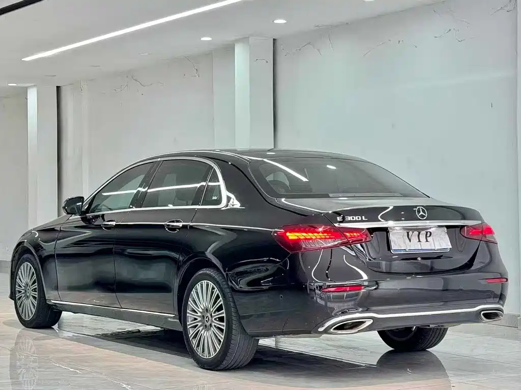 Mercedes-Benz E-Class E 2023 E 300 L Luxury