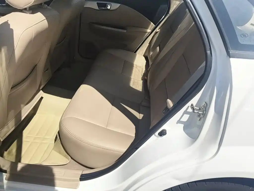 Buick Excelle — миниатюра 17