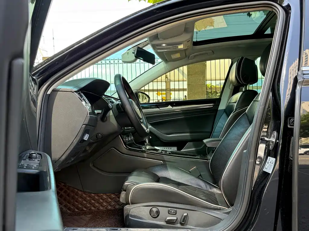 Volkswagen Phideon — миниатюра 4