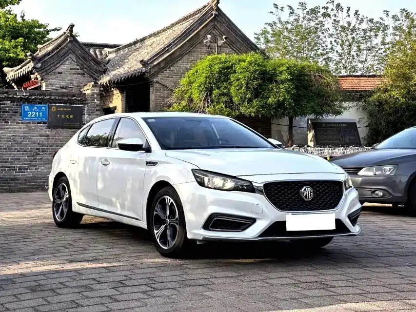 MG MG6 — миниатюра 3