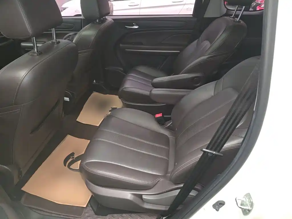 GAC Motor Trumpchi M6 — миниатюра 17