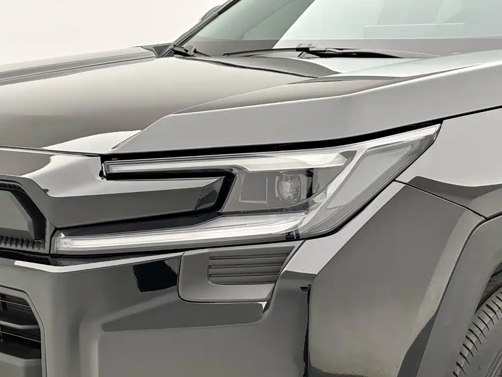 Toyota RAV4 — миниатюра 27