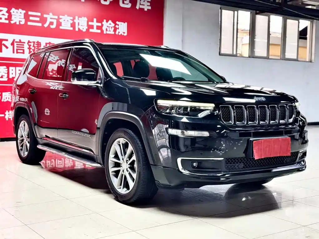 Jeep Commander — миниатюра 2