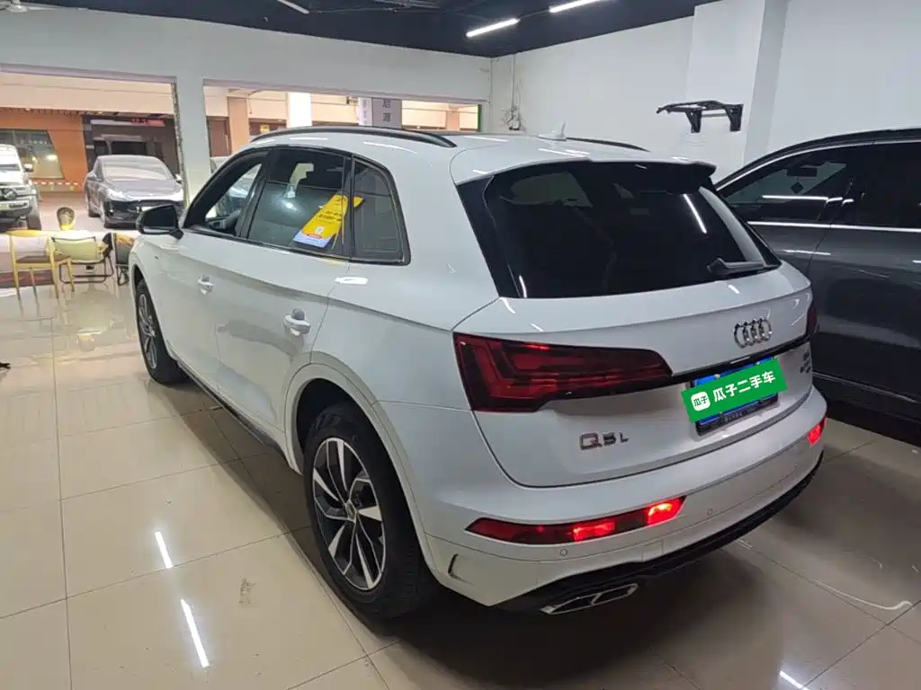 Audi Q5L — миниатюра 5