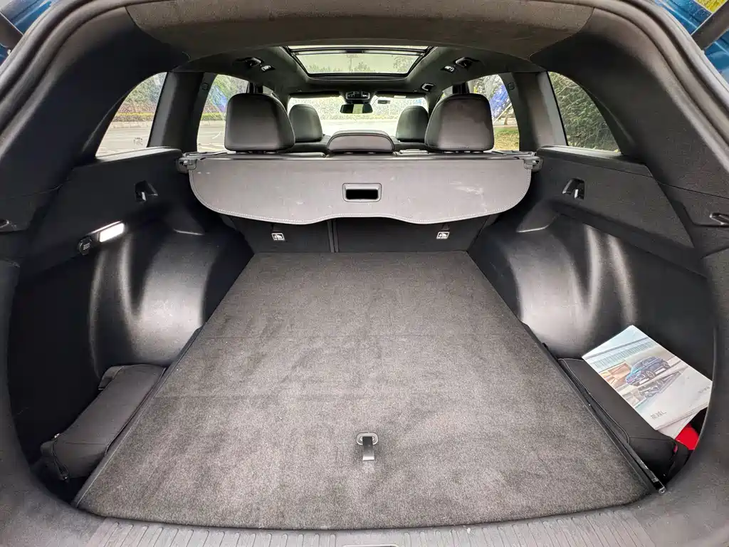 Geely Xingyue L — миниатюра 23
