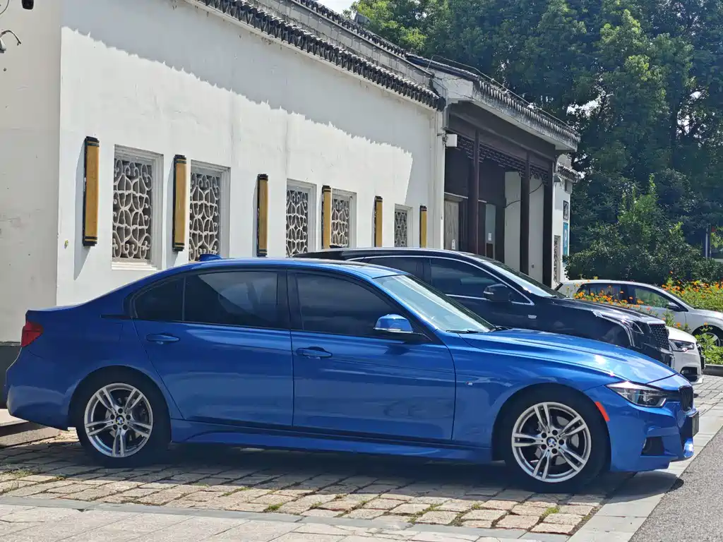 BMW 3 Series — миниатюра 7